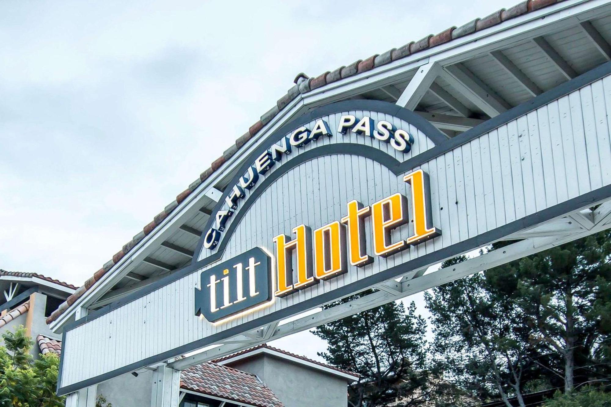 Tilt Universal-hollywood, Ascend Collection 3* Los Angeles